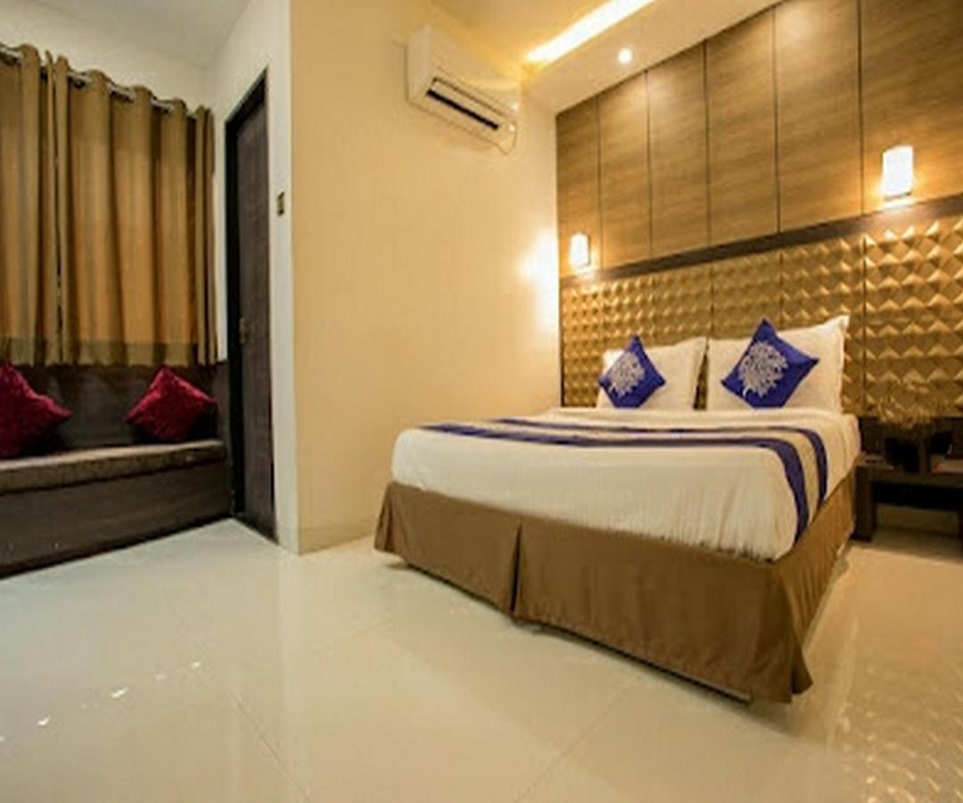 Cherrystay Kiran Inn Indore Esterno foto